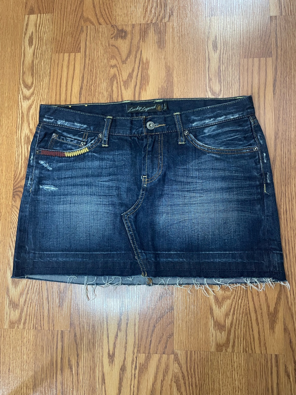 Lucky Brand Y2K Dark Wash Denim Mini Skirt Distressed Raw Hem Size 6